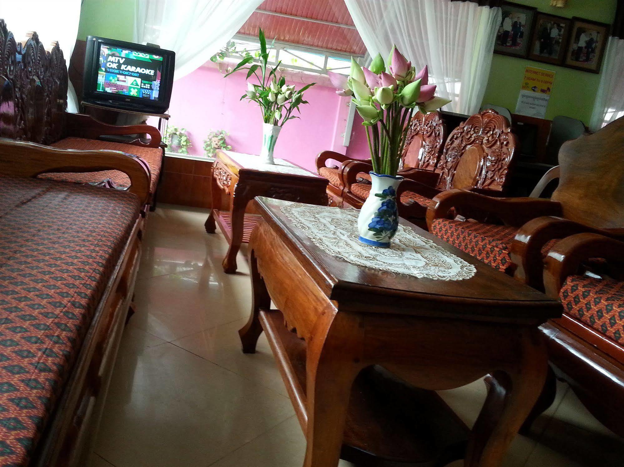 Ta Som Guesthouse & Tour Services Сием Реап Екстериор снимка