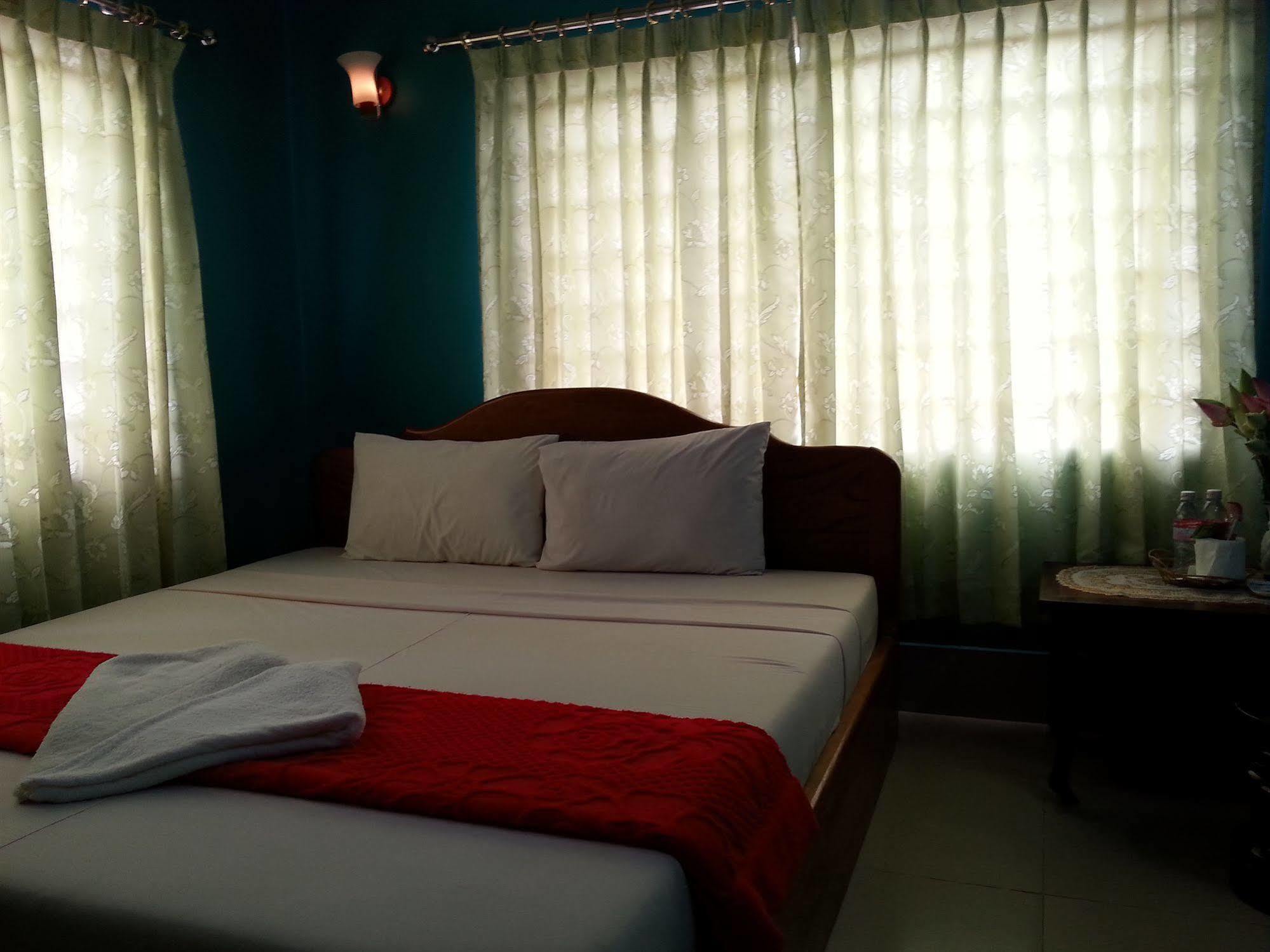 Ta Som Guesthouse & Tour Services Сием Реап Екстериор снимка