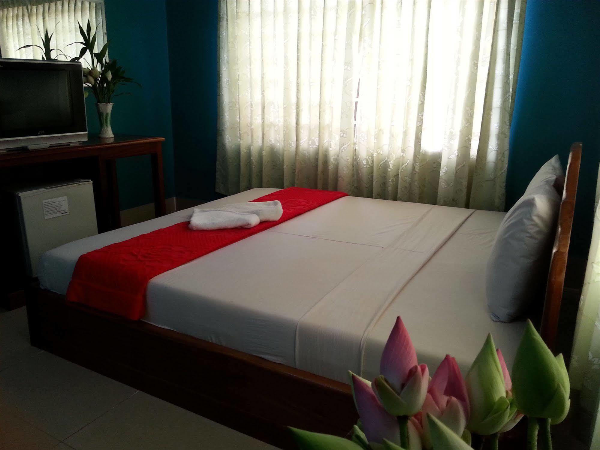 Ta Som Guesthouse & Tour Services Сием Реап Екстериор снимка