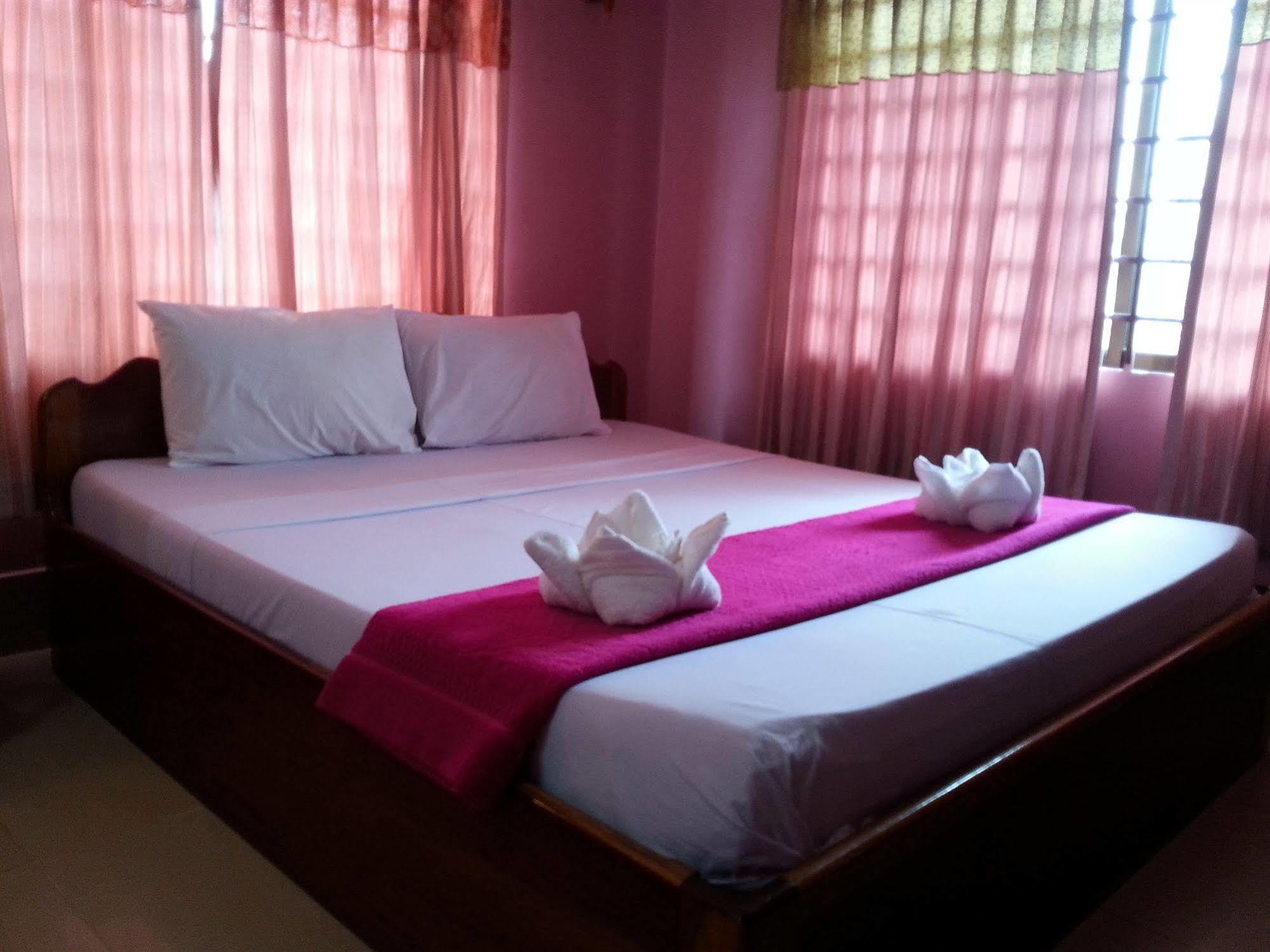 Ta Som Guesthouse & Tour Services Сием Реап Екстериор снимка