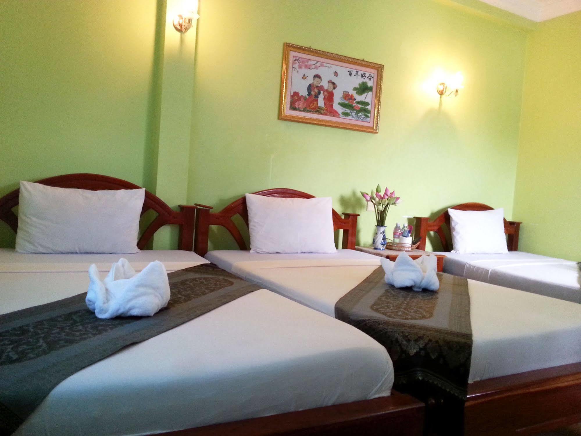 Ta Som Guesthouse & Tour Services Сием Реап Екстериор снимка